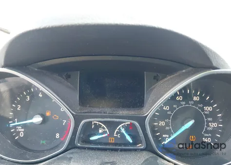 2017 Ford Escape Titanium z USA, uszkodzony, nr VIN 1FMCU9JDXHUB25627